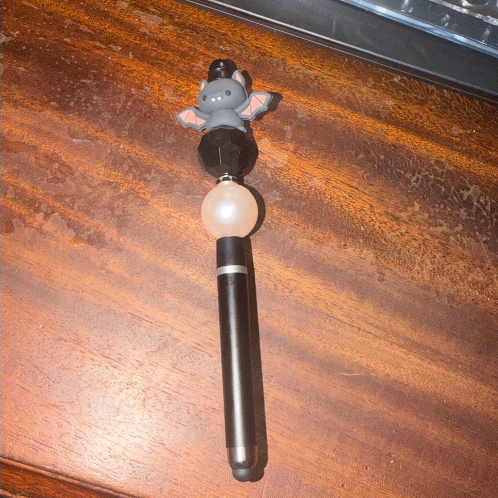 Black and Pearl Stylus Pen with Bat Topper